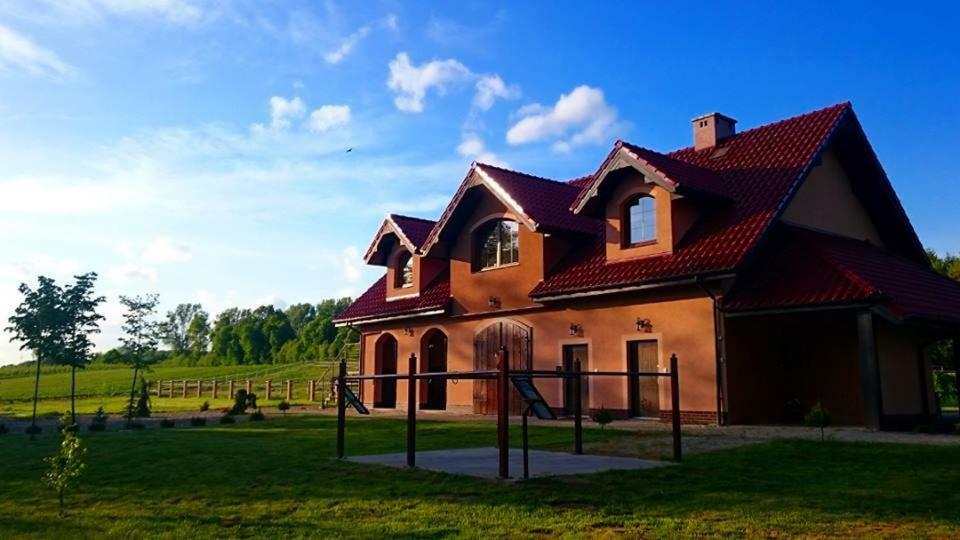 Pensjonat Enklawa Trzebnica Exterior foto